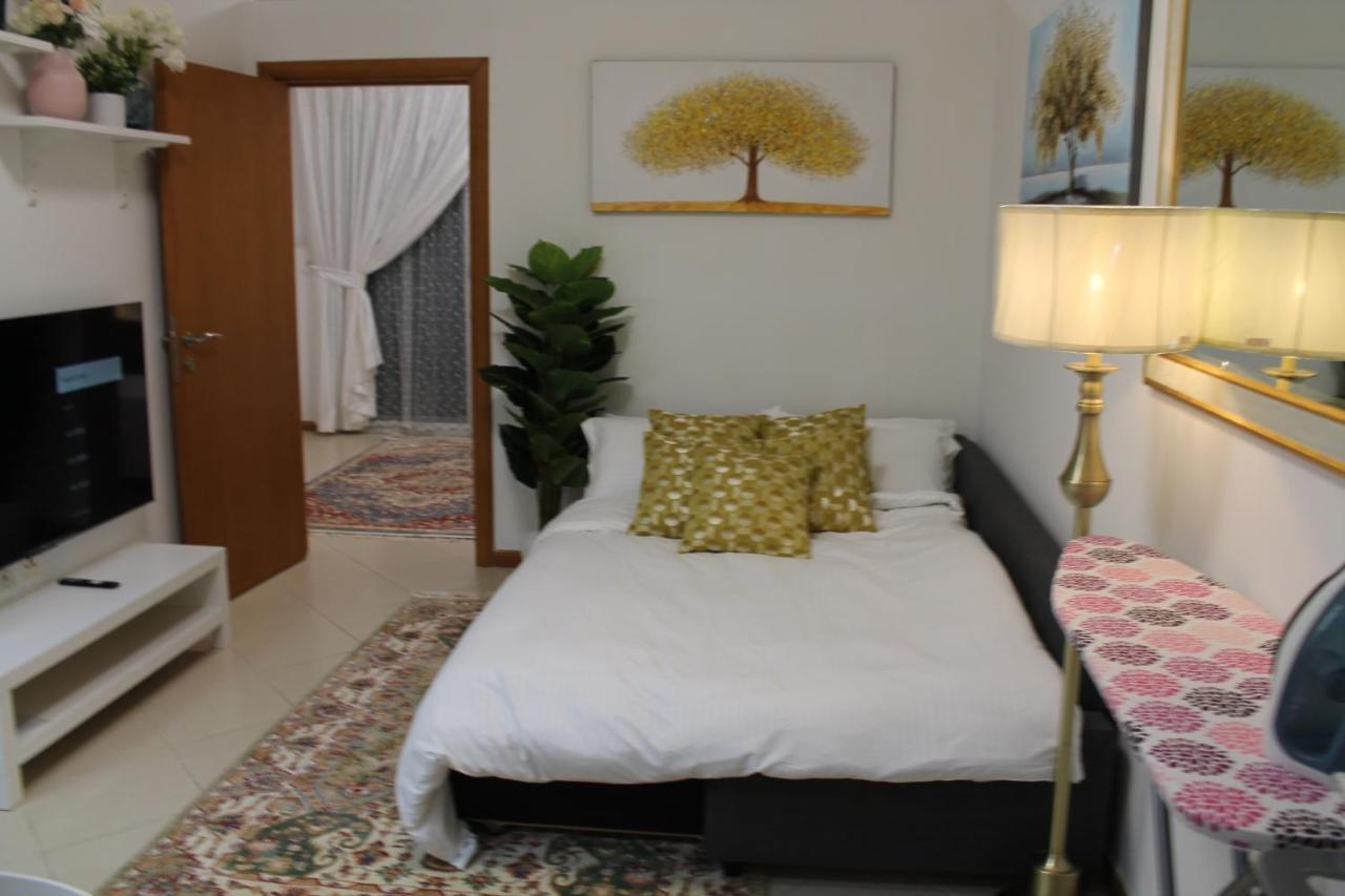 Newly Furnished Cozy 1 Bedroom Apartment Close To Jbr Beach And Metro Dubai Eksteriør bilde