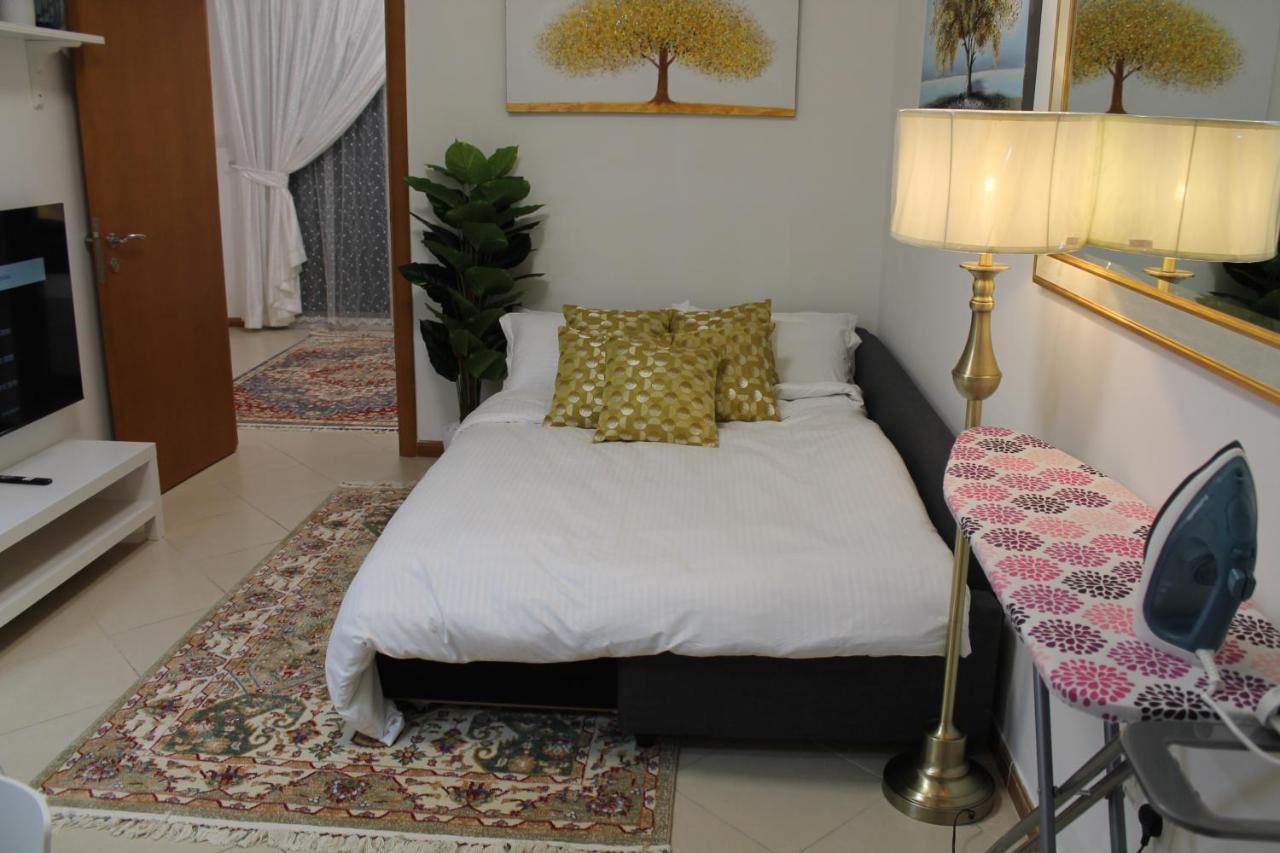Newly Furnished Cozy 1 Bedroom Apartment Close To Jbr Beach And Metro Dubai Eksteriør bilde