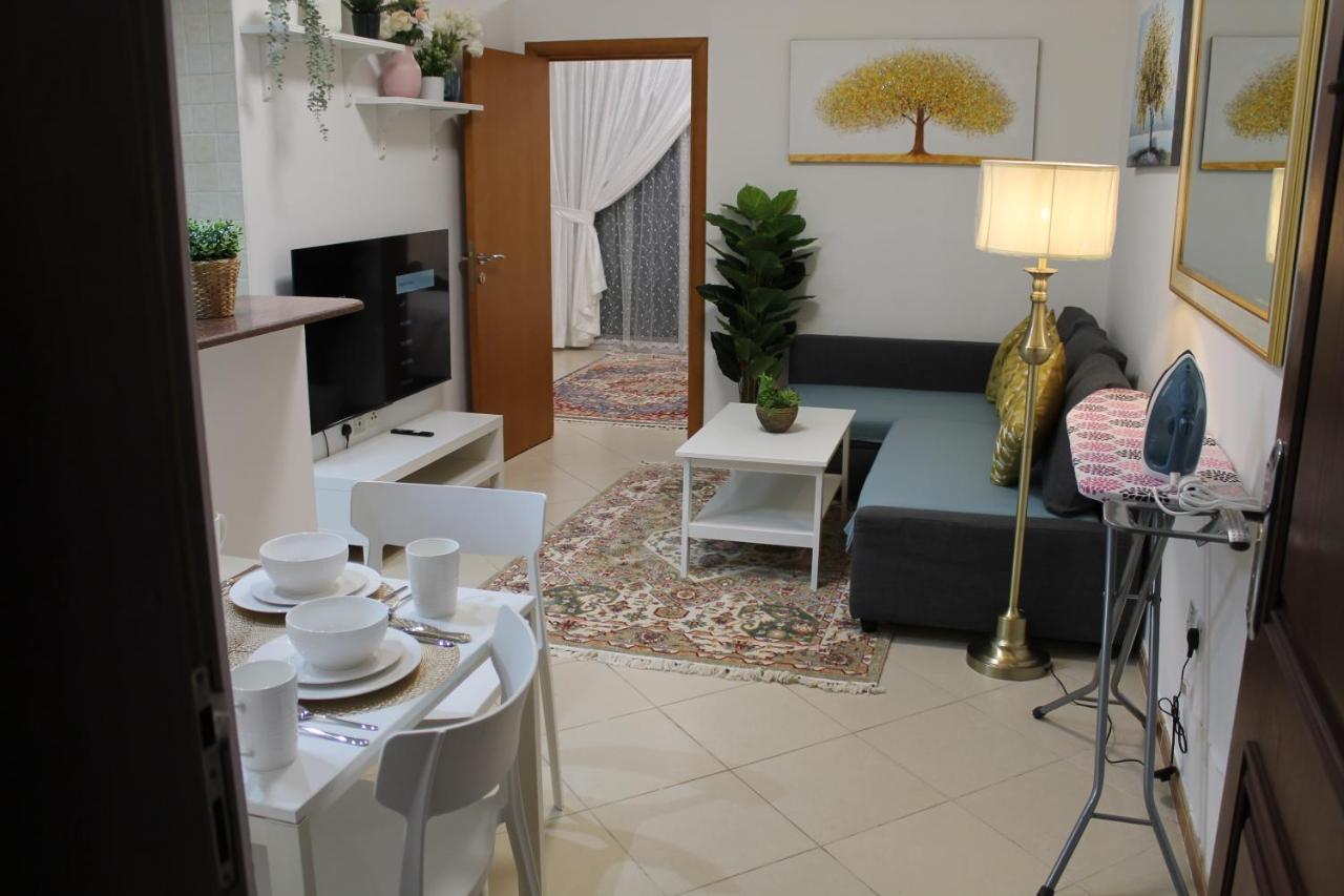 Newly Furnished Cozy 1 Bedroom Apartment Close To Jbr Beach And Metro Dubai Eksteriør bilde