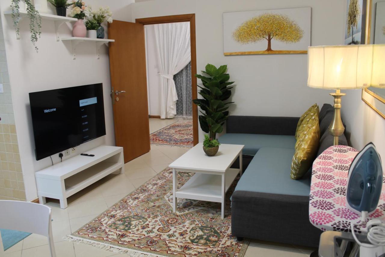 Newly Furnished Cozy 1 Bedroom Apartment Close To Jbr Beach And Metro Dubai Eksteriør bilde
