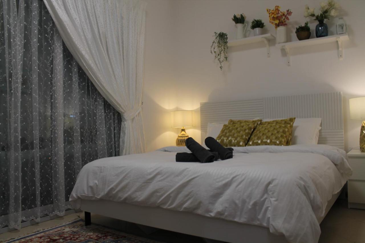 Newly Furnished Cozy 1 Bedroom Apartment Close To Jbr Beach And Metro Dubai Eksteriør bilde
